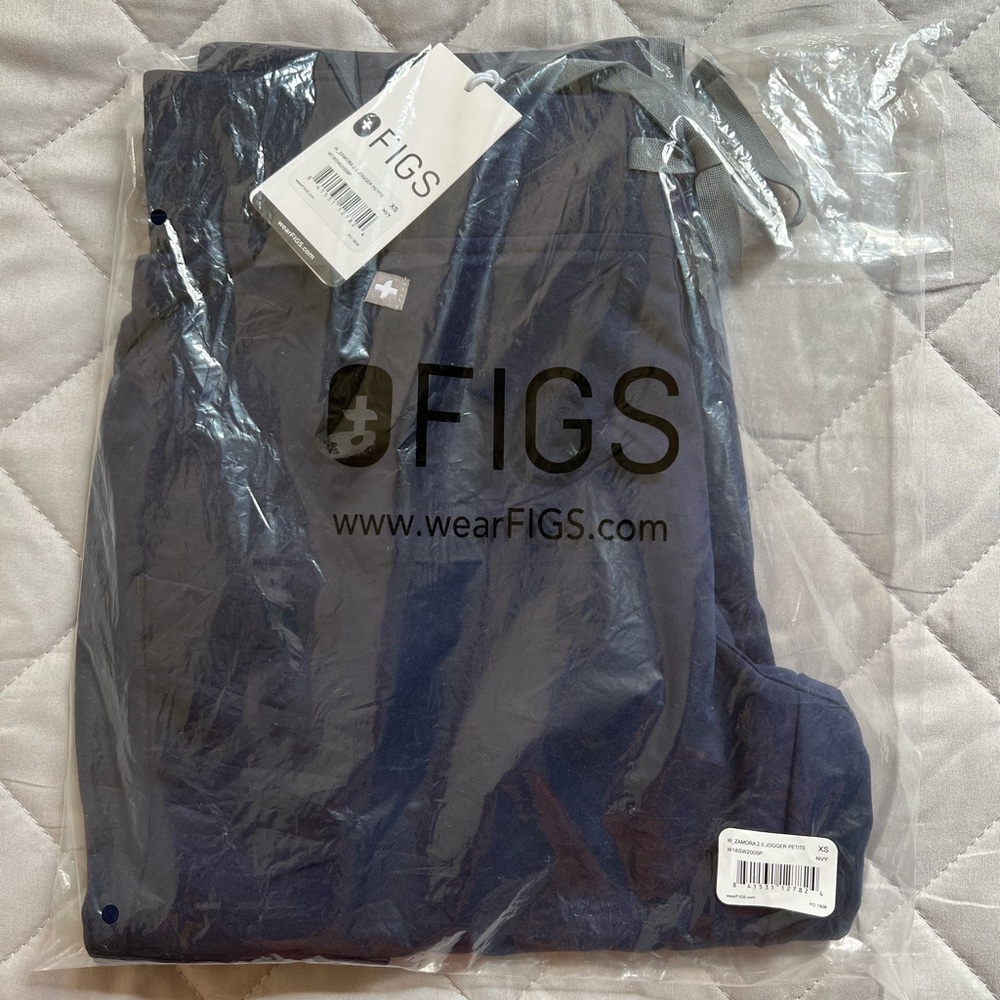 NWT Figs Navy Zamora Joggers XS/P